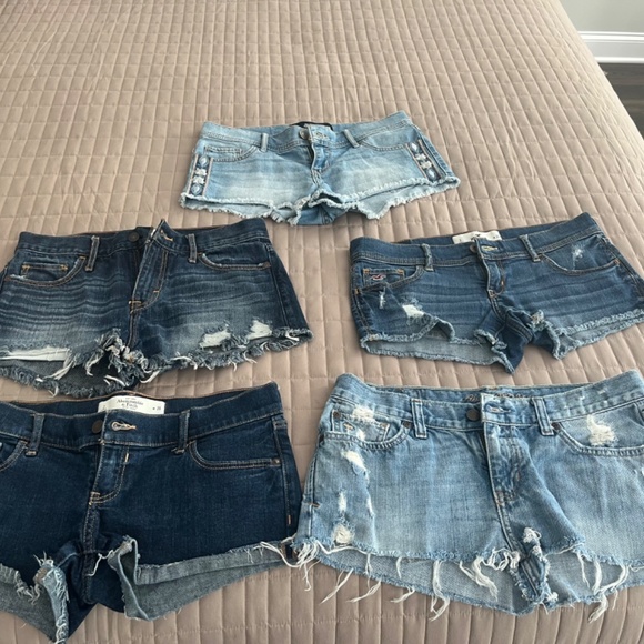 Like New Shorts - Picture 2 of 2